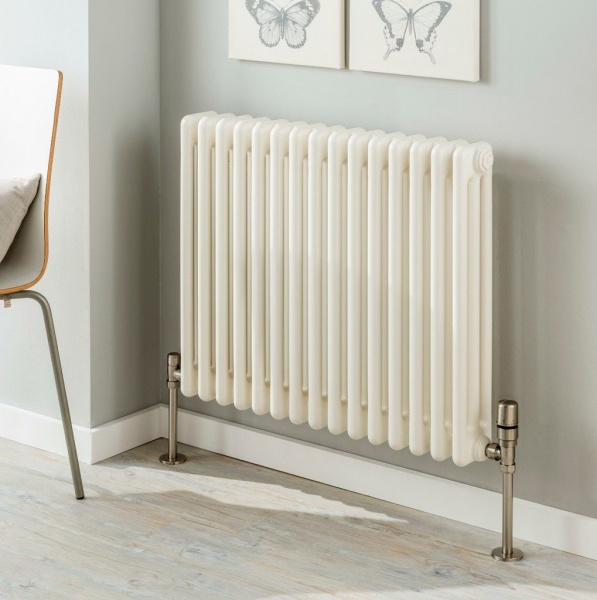  Zehnder Charleston CH 3057/16 1270  RAL 9016